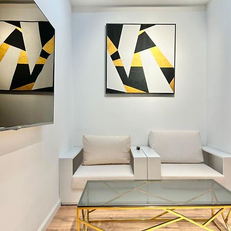 טביליסי City Center - Next To Holiday Inn -2Br Apartment מראה חיצוני תמונה