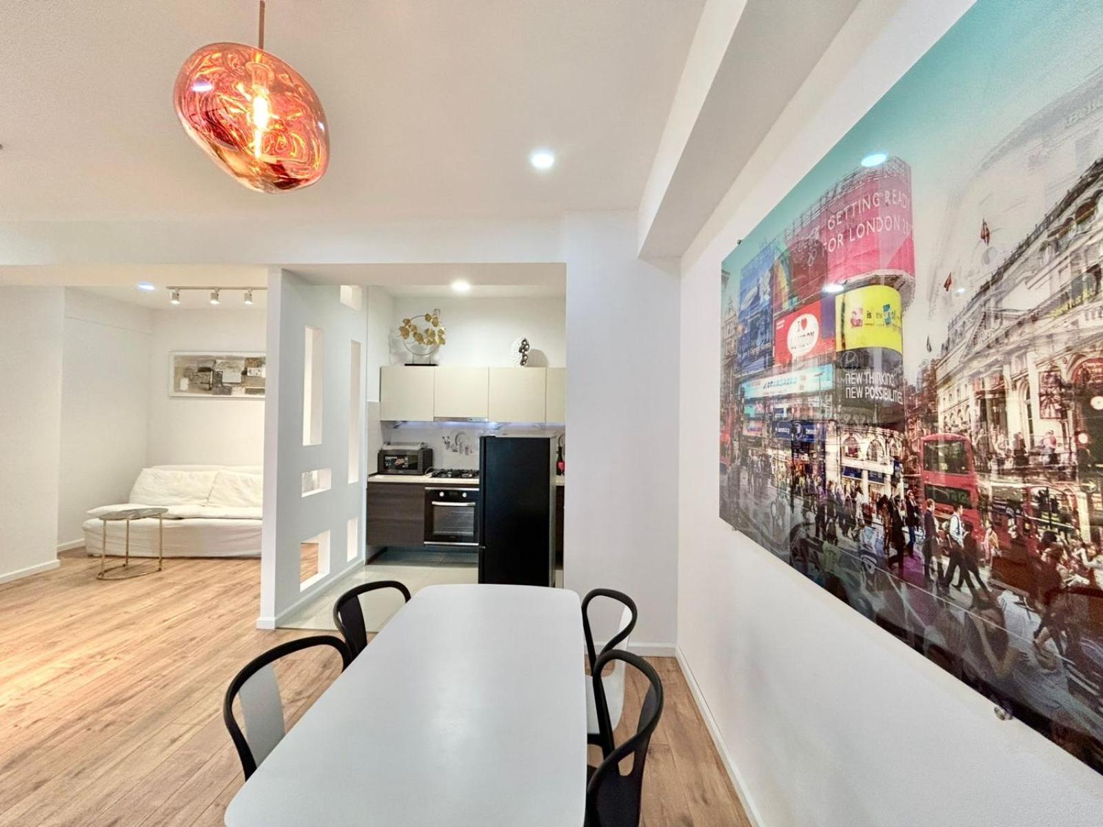 טביליסי City Center - Next To Holiday Inn -2Br Apartment מראה חיצוני תמונה