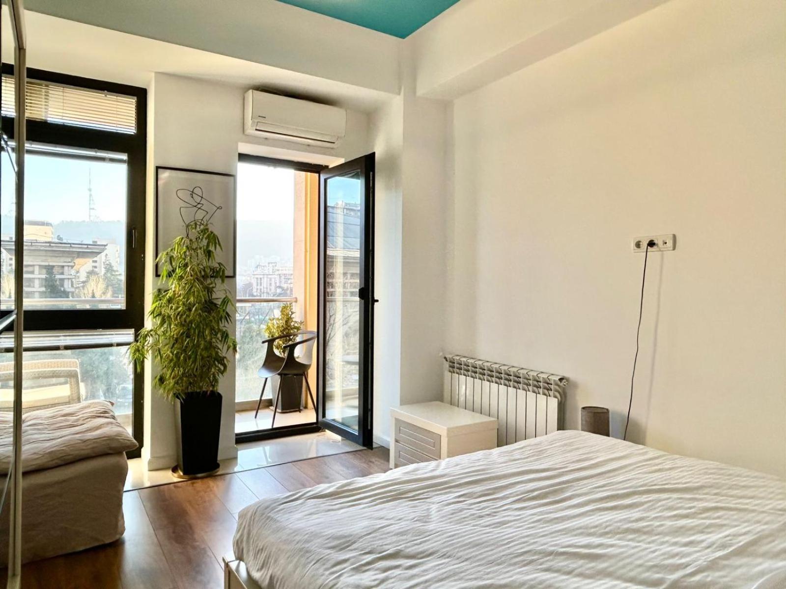 טביליסי City Center - Next To Holiday Inn -2Br Apartment מראה חיצוני תמונה