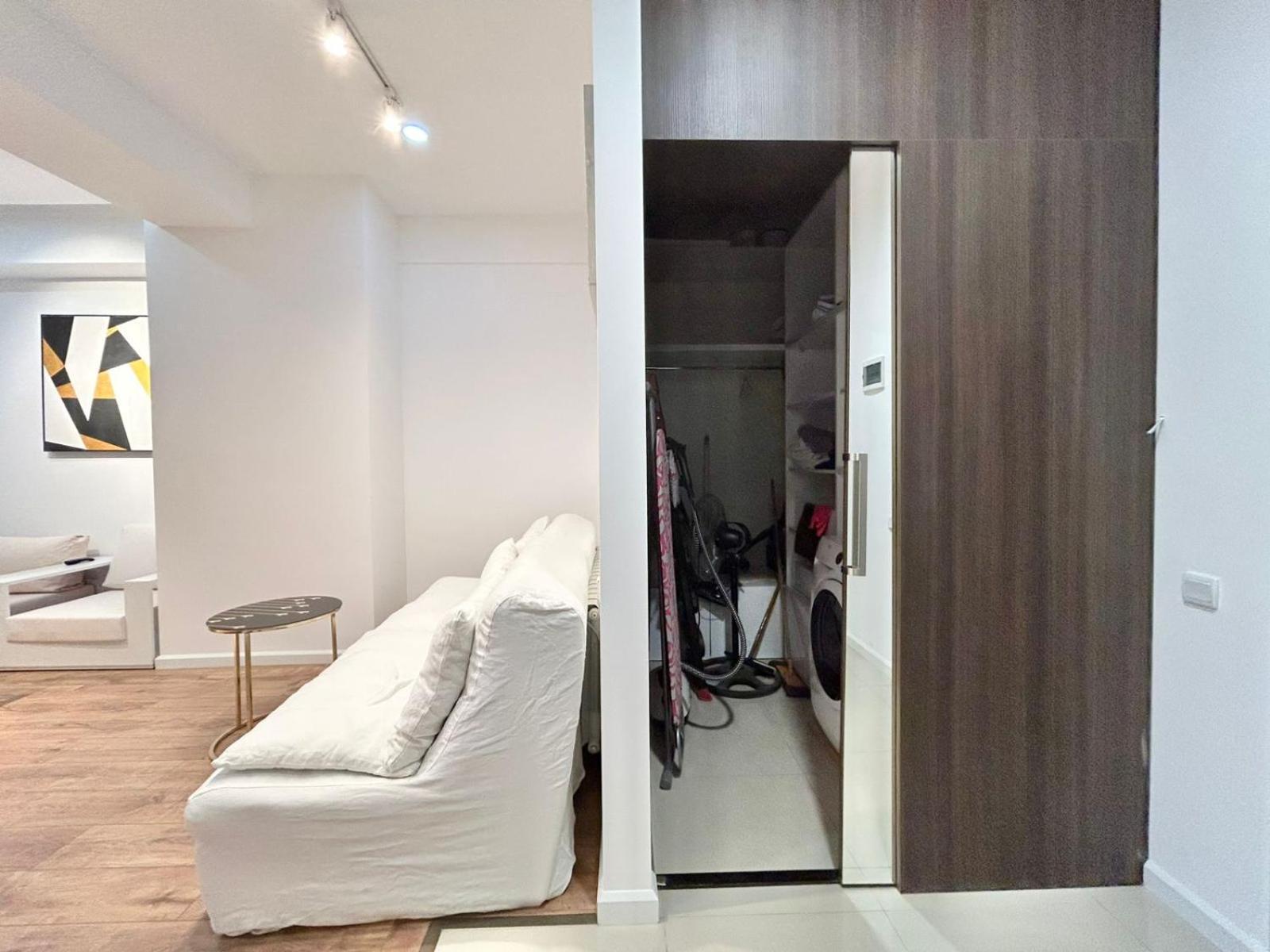 טביליסי City Center - Next To Holiday Inn -2Br Apartment מראה חיצוני תמונה