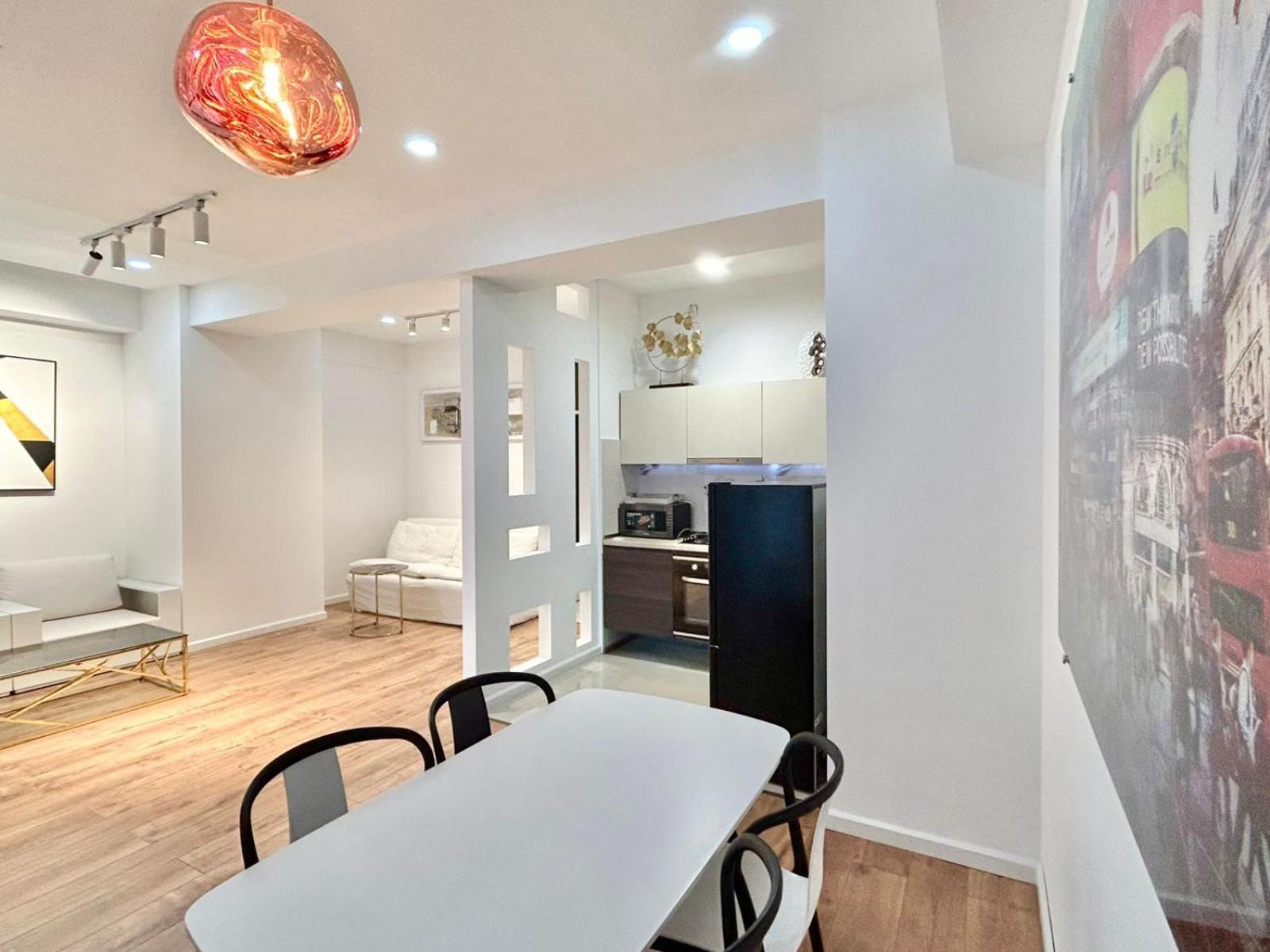 טביליסי City Center - Next To Holiday Inn -2Br Apartment מראה חיצוני תמונה