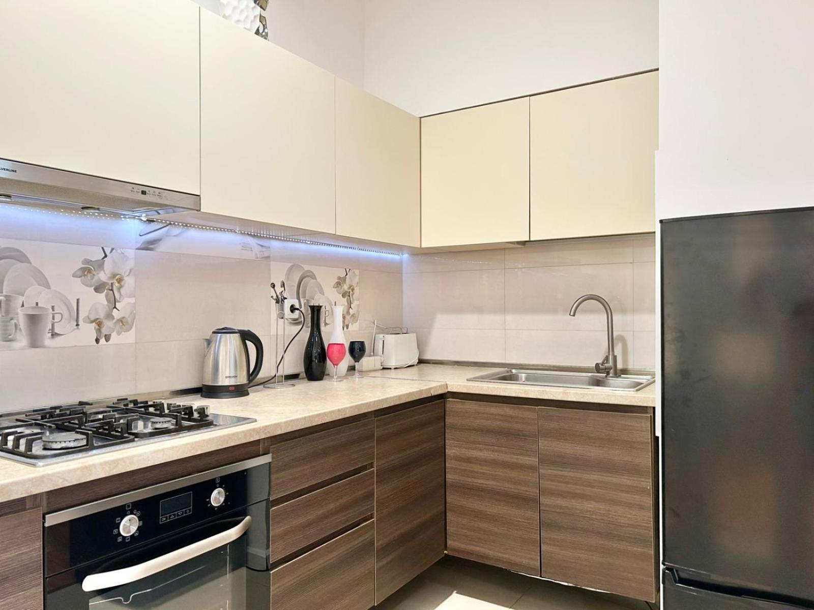 טביליסי City Center - Next To Holiday Inn -2Br Apartment מראה חיצוני תמונה