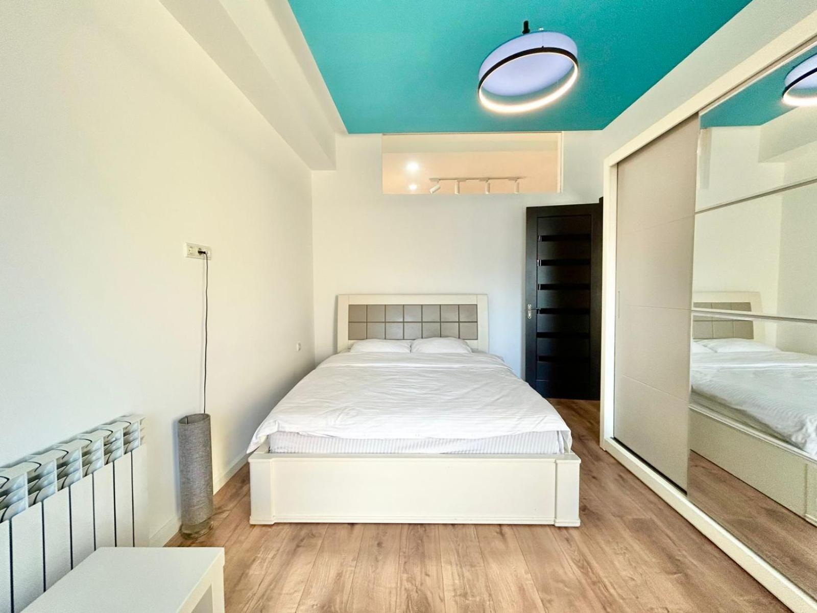טביליסי City Center - Next To Holiday Inn -2Br Apartment מראה חיצוני תמונה