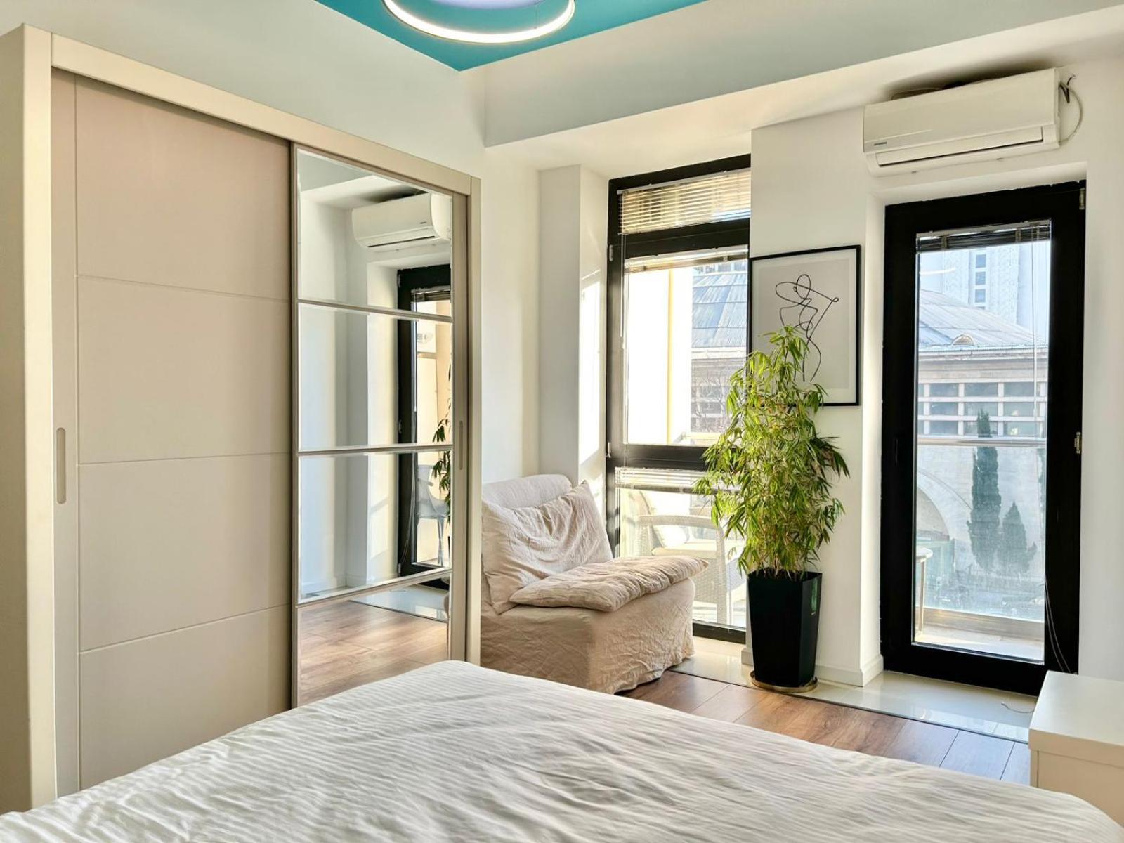 טביליסי City Center - Next To Holiday Inn -2Br Apartment מראה חיצוני תמונה