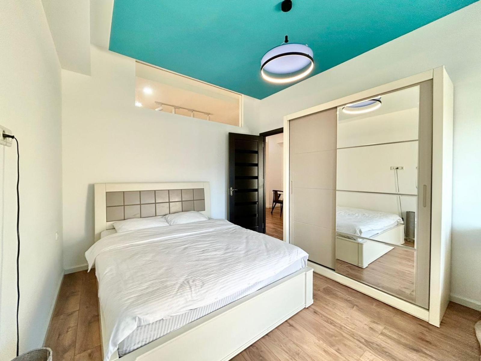 טביליסי City Center - Next To Holiday Inn -2Br Apartment מראה חיצוני תמונה