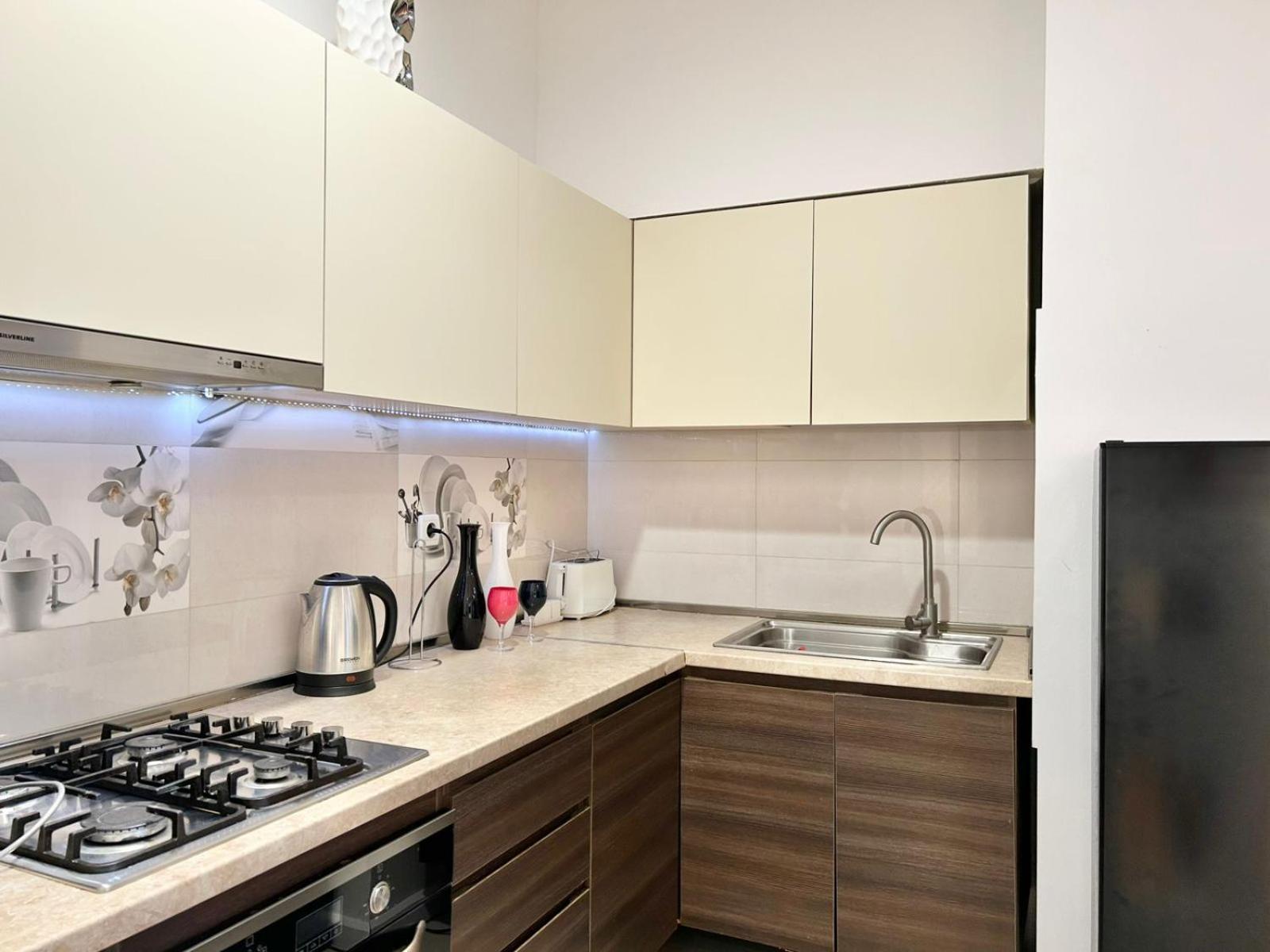 טביליסי City Center - Next To Holiday Inn -2Br Apartment מראה חיצוני תמונה